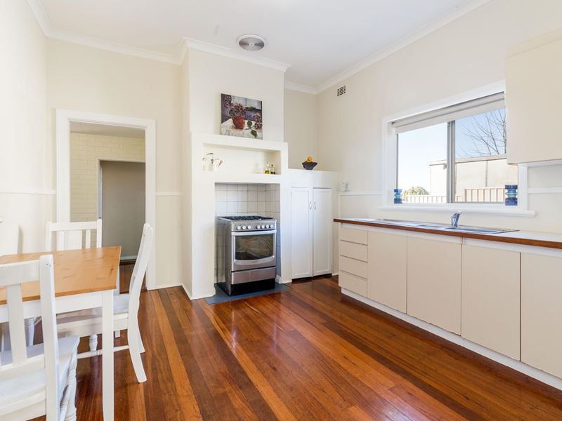 8B Southend Road, Hamilton Hill