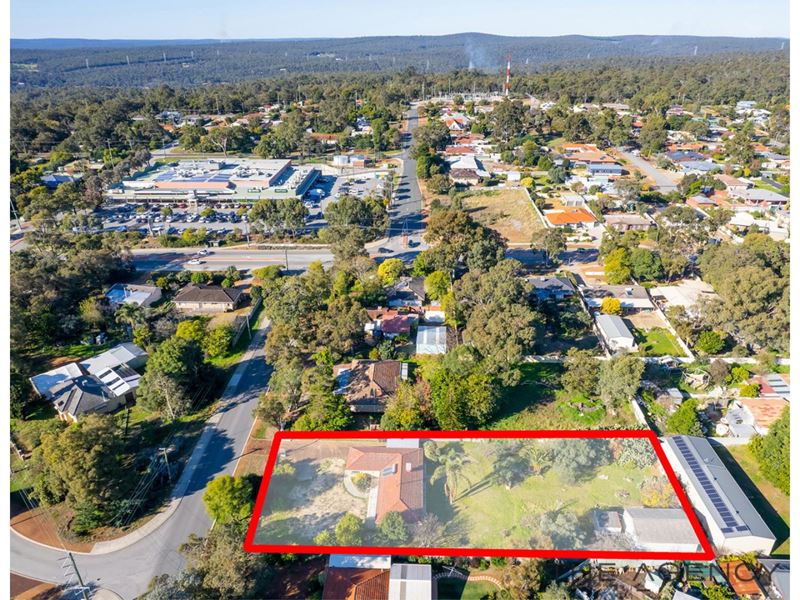 5 Sampson Road, Kalamunda WA 6076