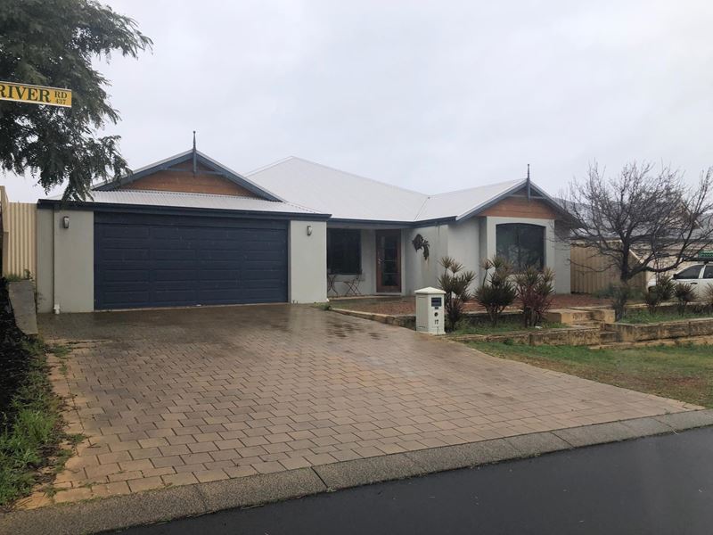 17 Driver Road, Dalyellup WA 6230