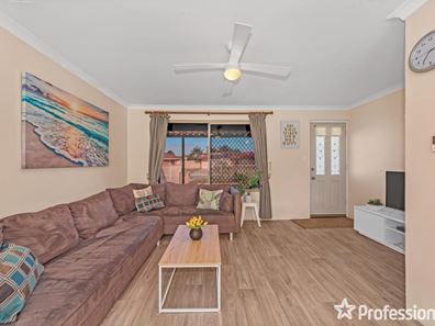 32 Barlee Crescent, Waikiki WA 6169