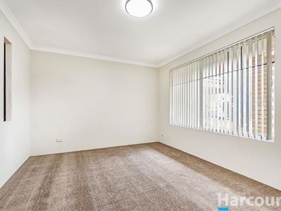27 Whiston Crescent, Clarkson WA 6030