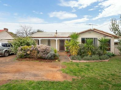 72 Bussell Highway, West Busselton WA 6280