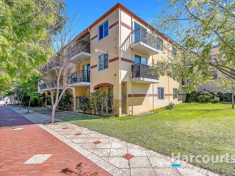39/167 Grand Boulevard, Joondalup