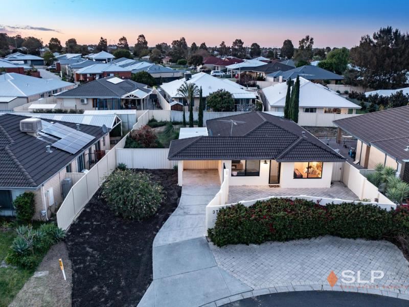 37 Viridian Drive, Banksia Grove WA 6031