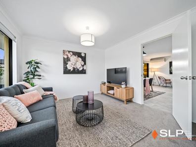 37 Viridian Drive, Banksia Grove WA 6031