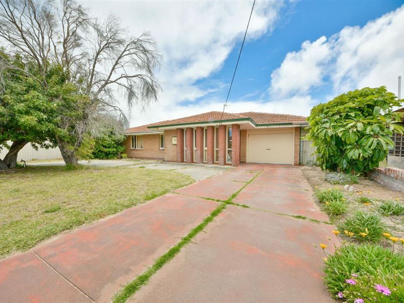 30 Wallsend Street, Safety Bay WA 6169