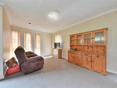 30 Wallsend Street, Safety Bay WA 6169