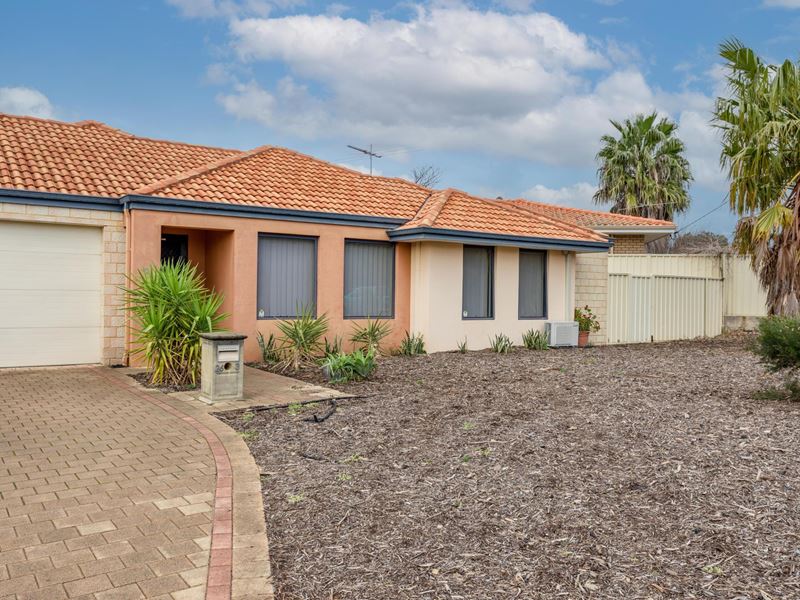 30 Ottaway Street, Kelmscott WA 6111