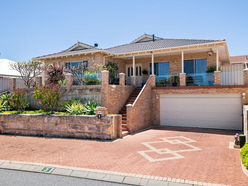 3 Whitepeak Place, Padbury WA 6025