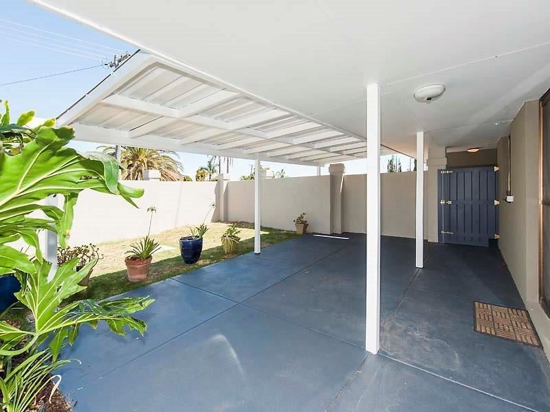 3 Guinevere Way, Carine