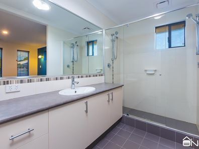 2 Millard Way, Byford WA 6122
