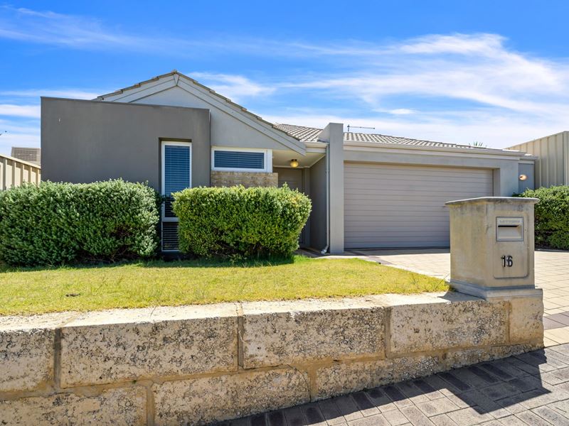16 Fogliani Loop, Sinagra