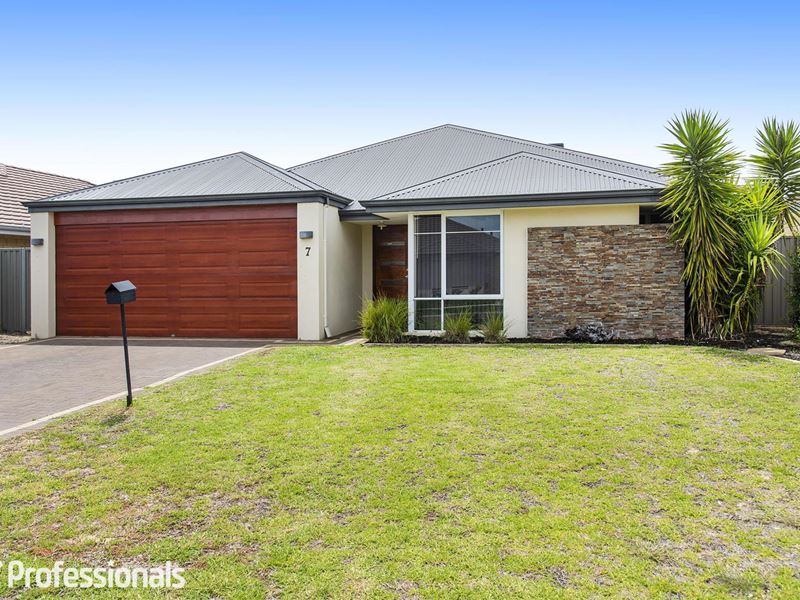 7 Huggins Road, Byford