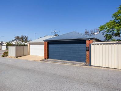 130 Lyon Road, Aubin Grove WA 6164