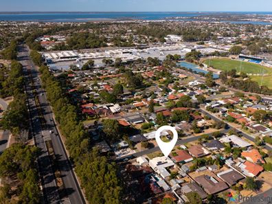 10 Barnes Way, Mandurah WA 6210