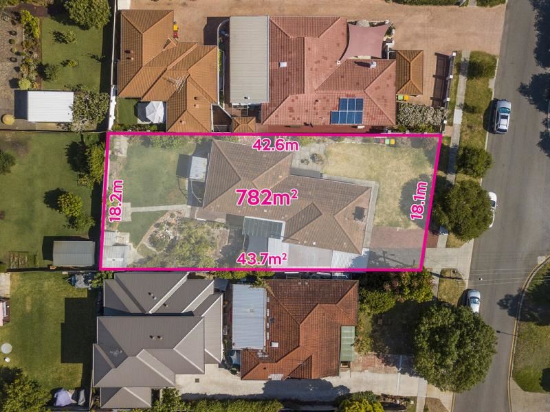 14 Ellerby Street, Glendalough WA 6016