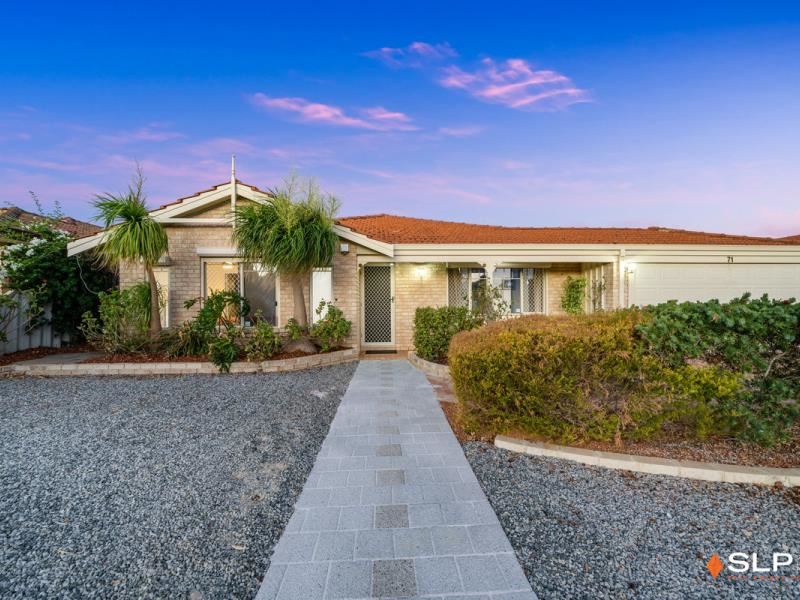 71 Balladong Loop, Carramar