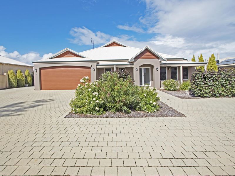 21 Coubrough Place, Jurien Bay WA 6516