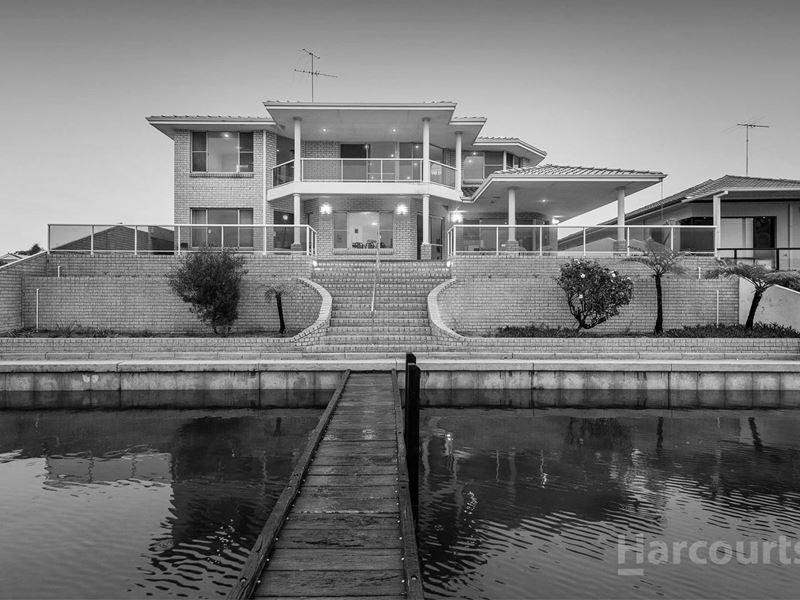 30 Cambria Island Retreat, Halls Head