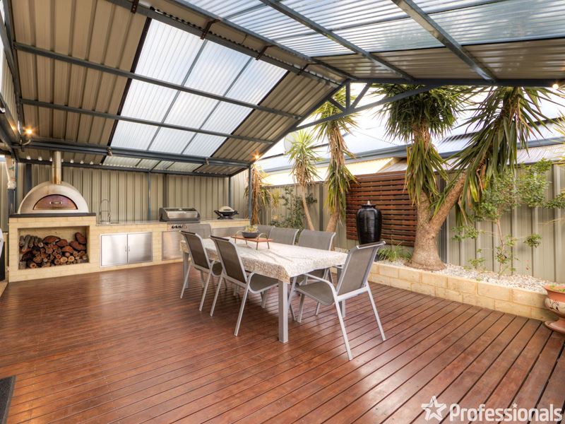 4 Briza Lane, Forrestfield