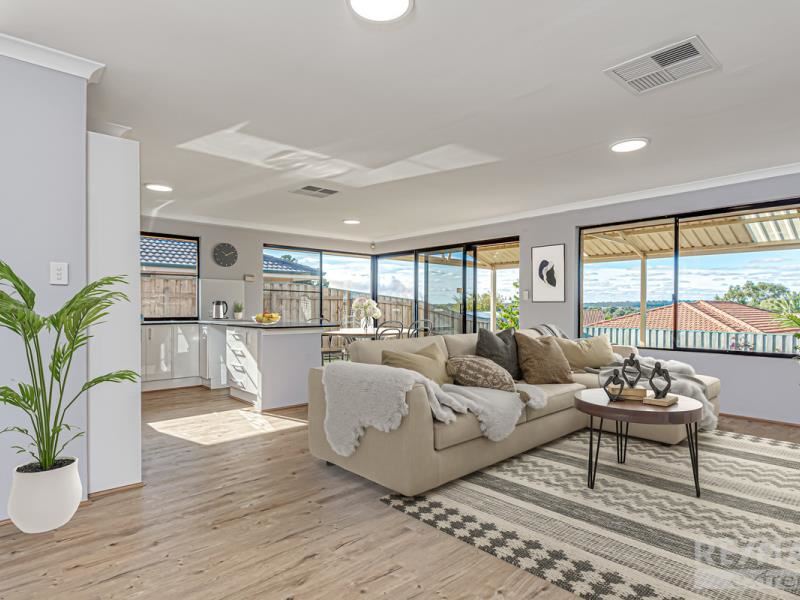 11 Sandow Green, Clarkson
