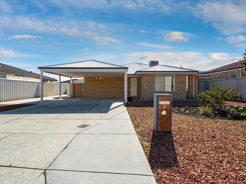 19 Pensacola Avenue, Caversham