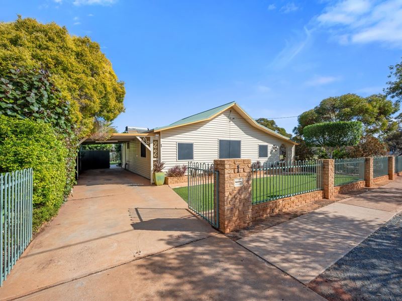 1 Russell Street, Lamington