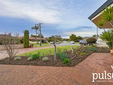 15 Balbiri Close, Wilson WA 6107