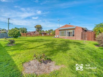 2 Trimmer Road, Spencer Park WA 6330