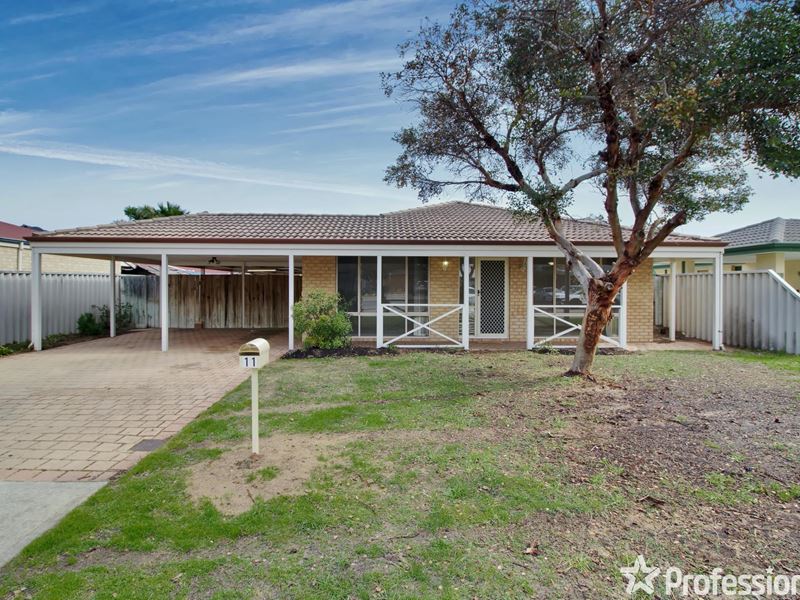 11 Swallowtail Parade, Warnbro WA 6169