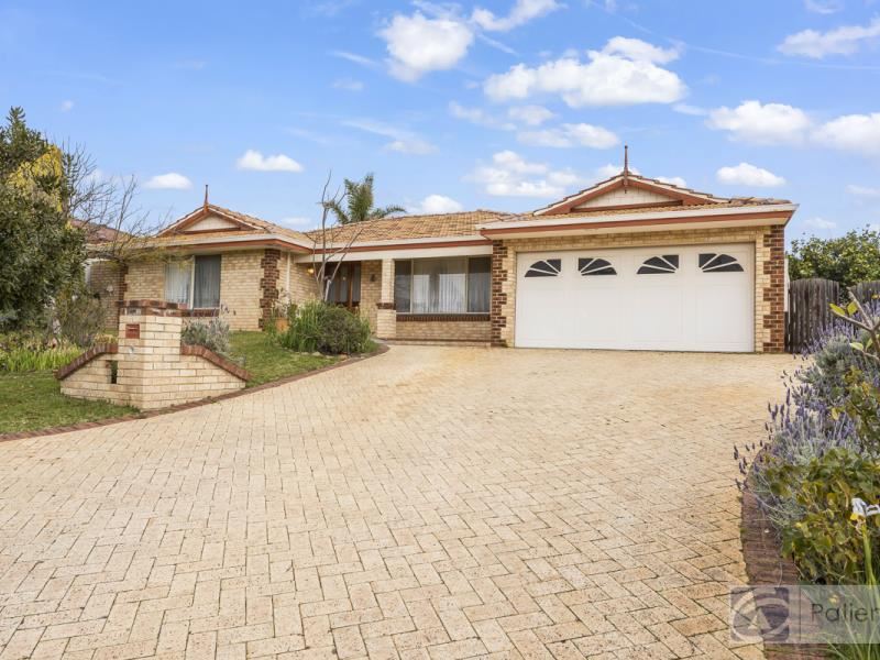 8 Barrier Green, Ocean Reef