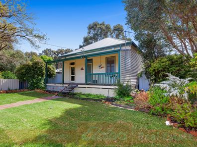 28 Moira Road, Collie WA 6225