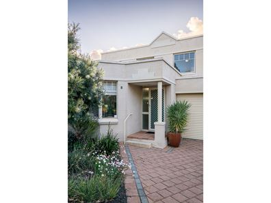 8 Byland Street, Doubleview WA 6018