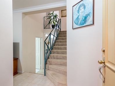 8 Byland Street, Doubleview WA 6018