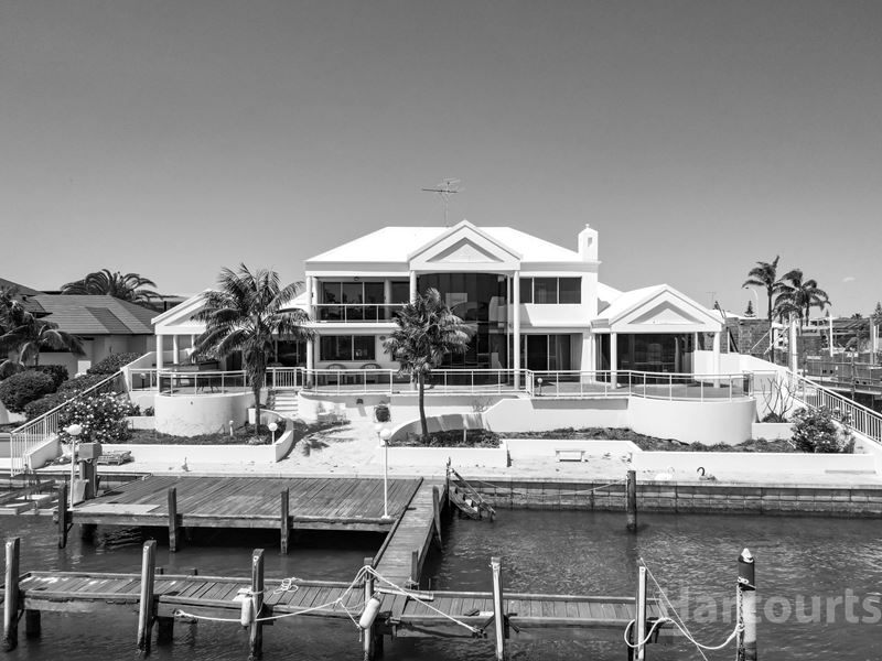 15 Reverie Mews, Halls Head WA 6210
