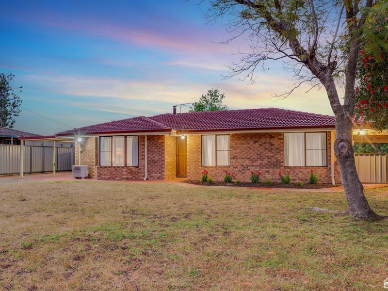 10 Lovegrove Court, Byford