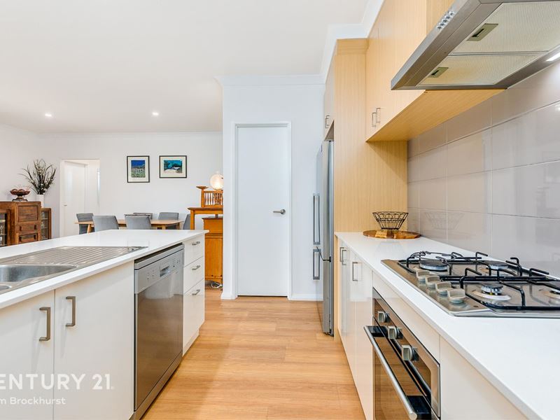 4/23 Buckingham Crescent, Kardinya