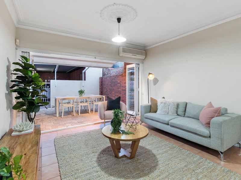 16 Catherine Street, Subiaco