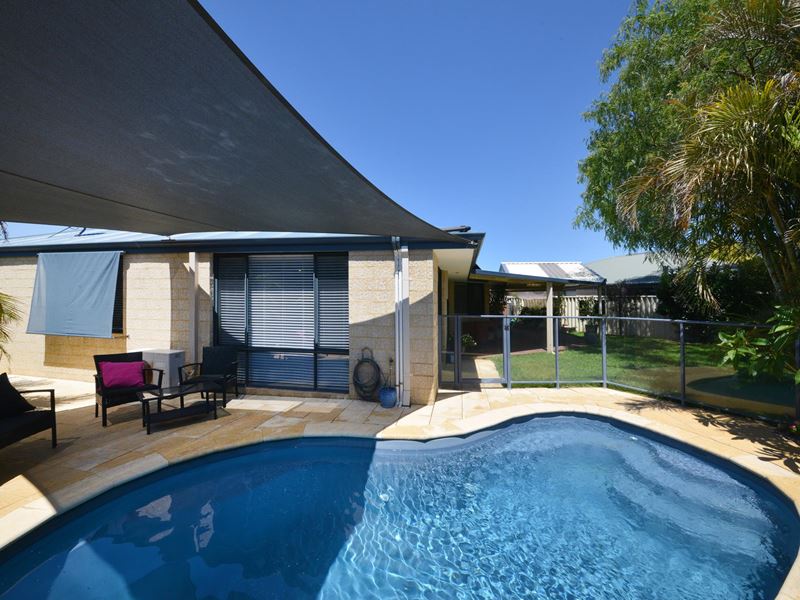 6 Belhus Court, Tapping