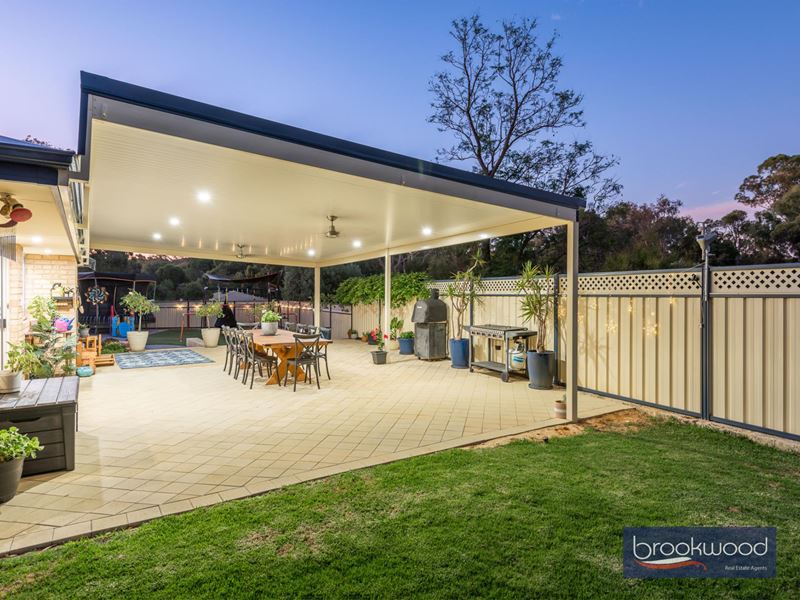 205 Glen Forrest Drive, Glen Forrest