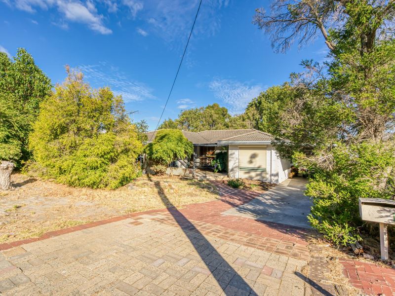 12 Debenham Street, Thornlie