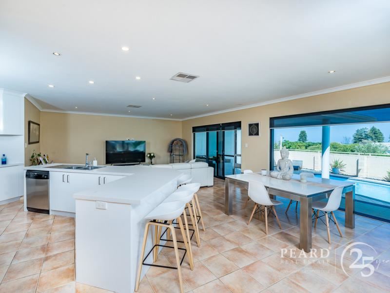 4 Laurel Street, Mullaloo
