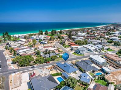 4 Laurel Street, Mullaloo WA 6027