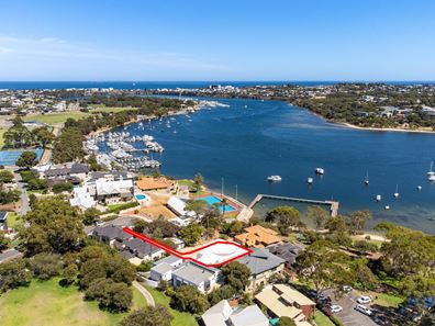 12 Durdham Crescent, Bicton WA 6157