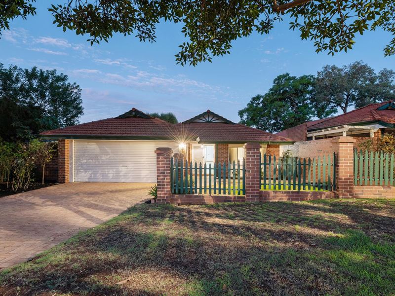7 Redcourt Road, Attadale