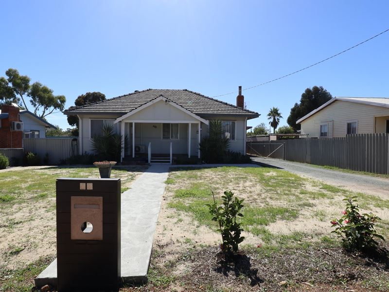 83 Fox Street, Narrogin