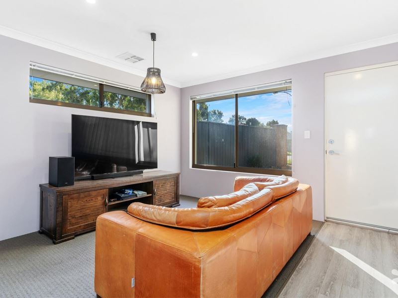 1 Ardara Lane, Hilbert WA 6112
