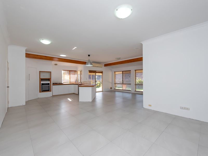17 Mooring Crescent, Ocean Reef