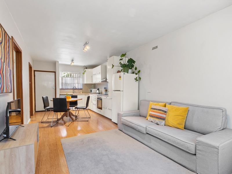 3/13 Currie Street, Jolimont