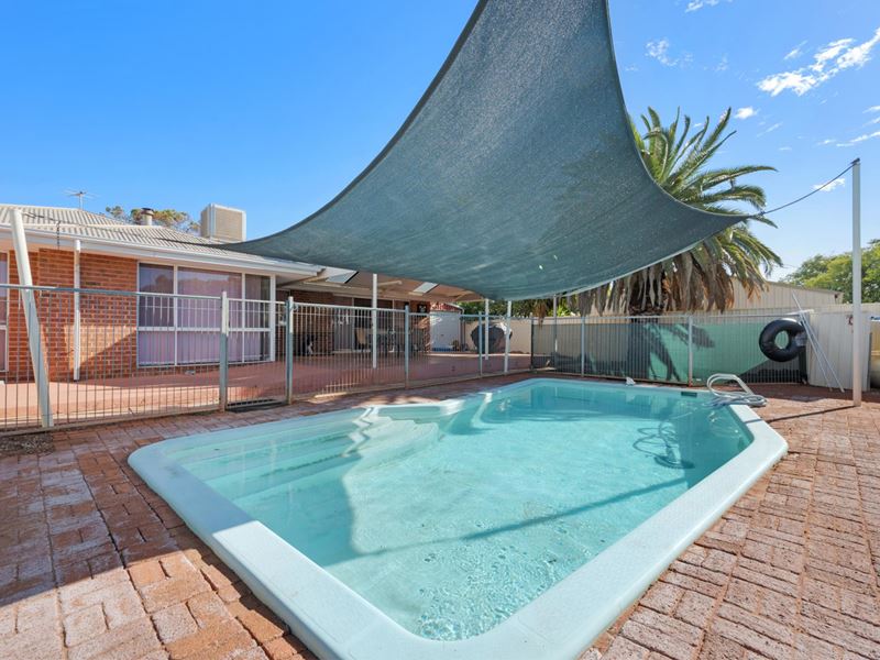 17 De Bernales Street, Hannans